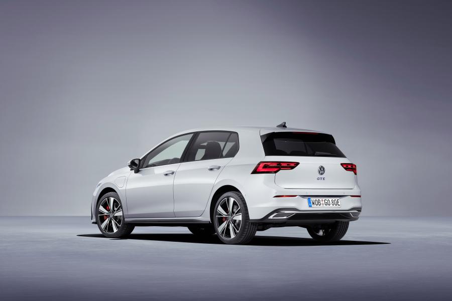  Volkswagen Golf GTE 2020 года  (WW) (фото 7 из 18)